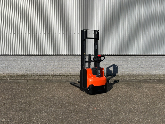 Toyota SWE120, sn. 6711603