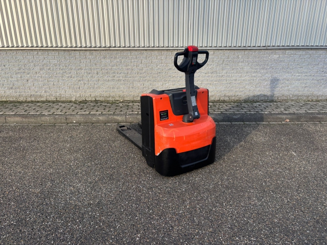 Toyota LWE180 sn. 6572228